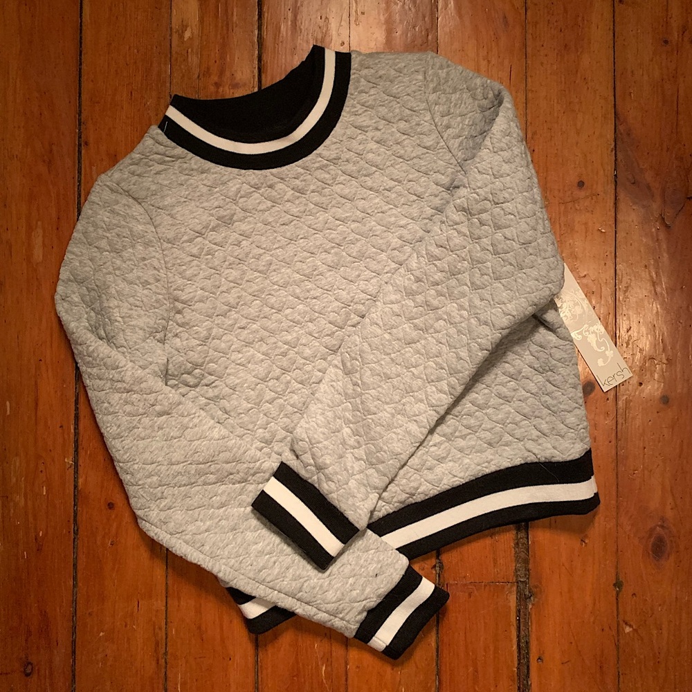 NWT Kersh “Quilted” Heart Crop Sweater